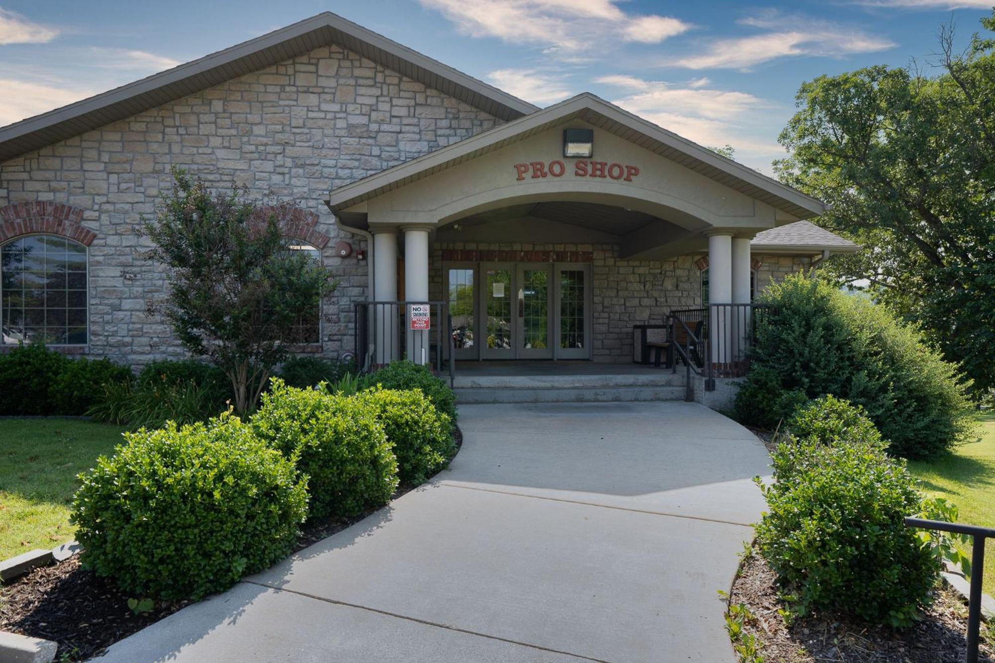 Elegant Lakeside Retreat In Branson Zewnętrze zdjęcie