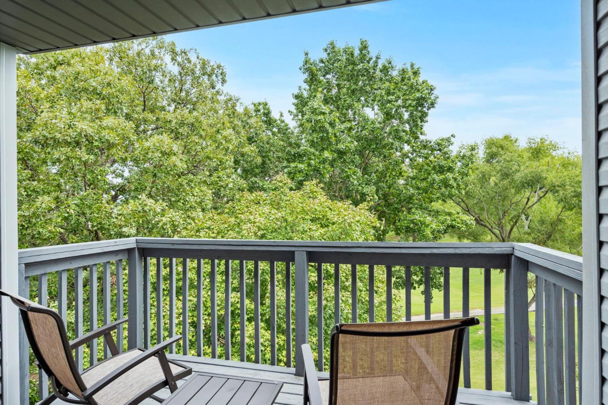 Elegant Lakeside Retreat In Branson Zewnętrze zdjęcie